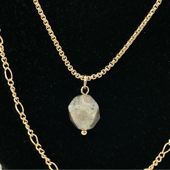 New Jolli Molli Layered Necklace Grey Stone Accent Gold Tone Chain - Picture 2 of 5